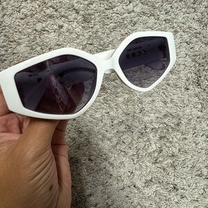 Quay Hot Gossip Sunglasses